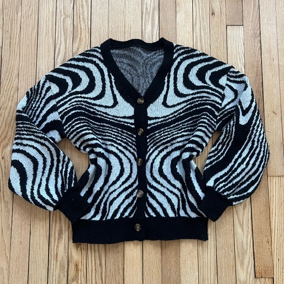 SHEIN Sweaters - Brown & White Cardigan